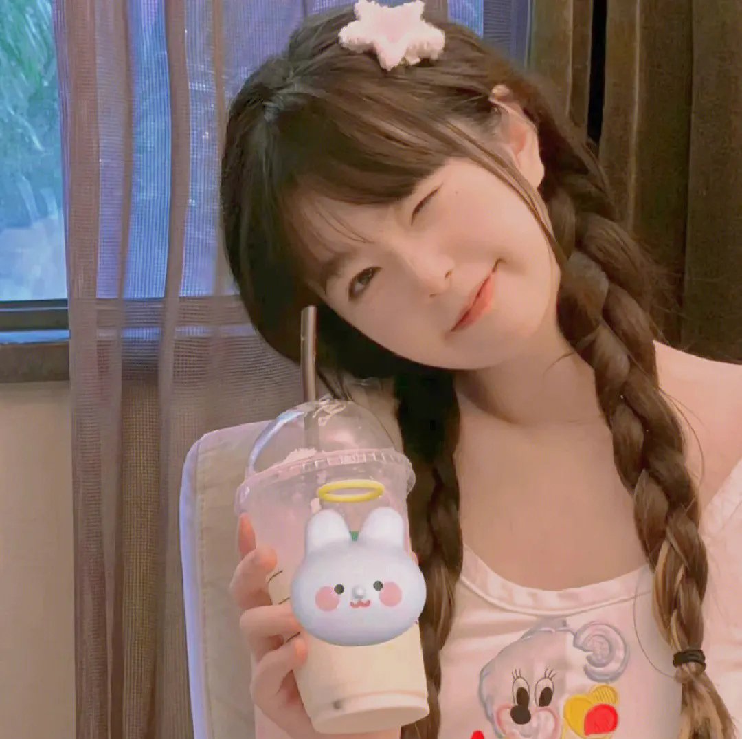 哈啦美容院